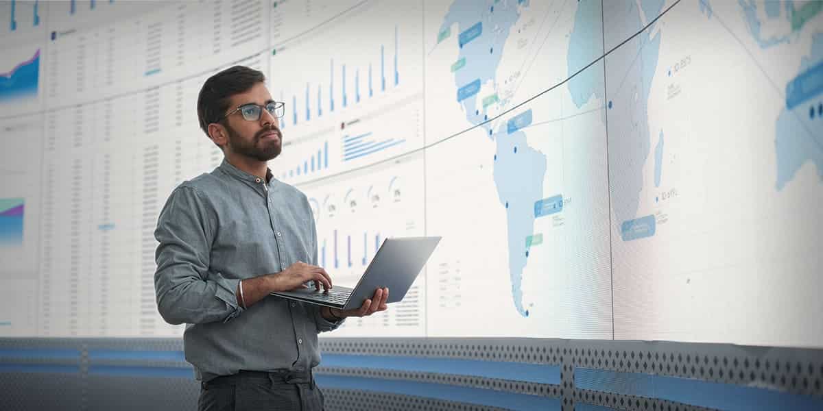 How to become a Corporate Analyst?